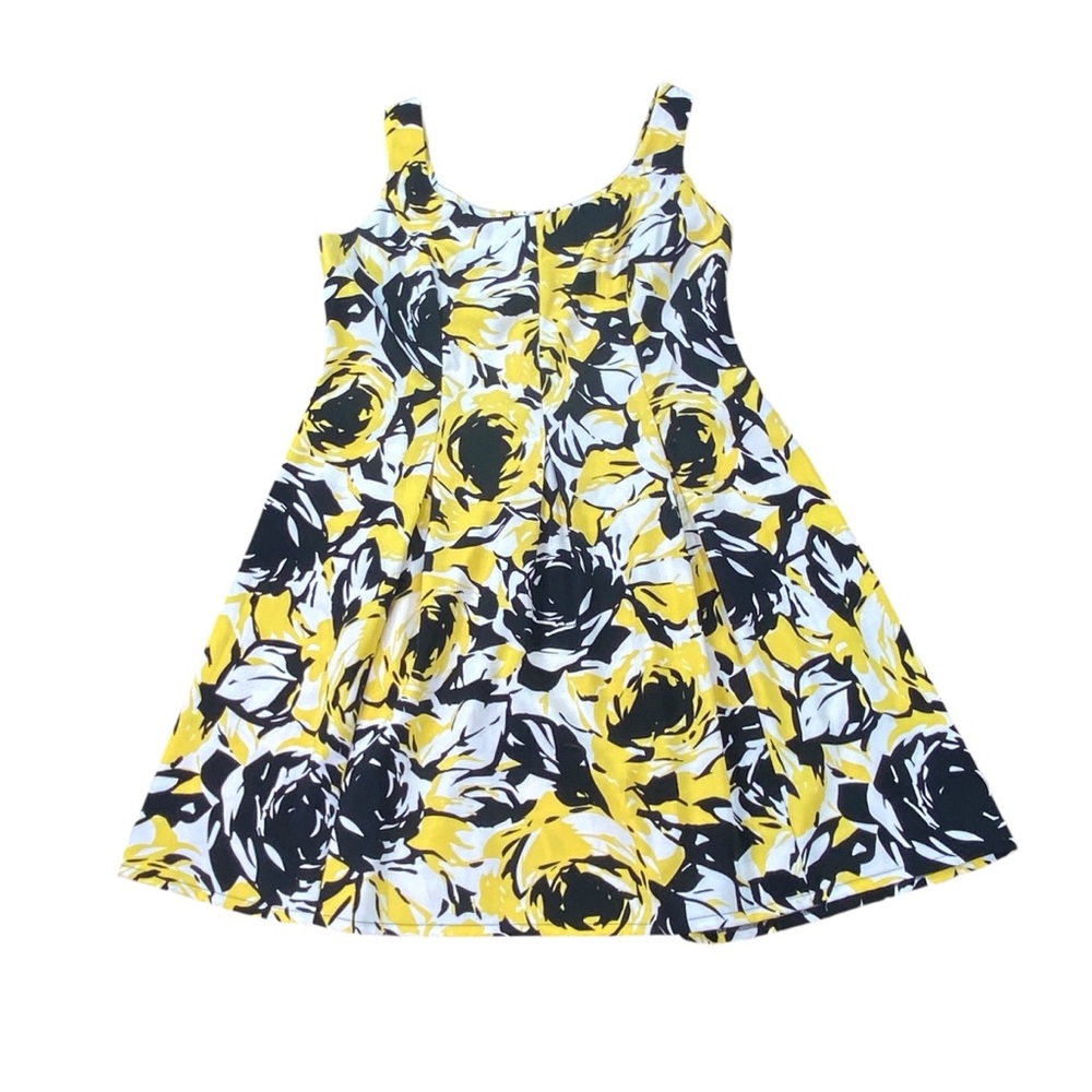 Woman’s Ronni Nicole abstract floral dress size 18W